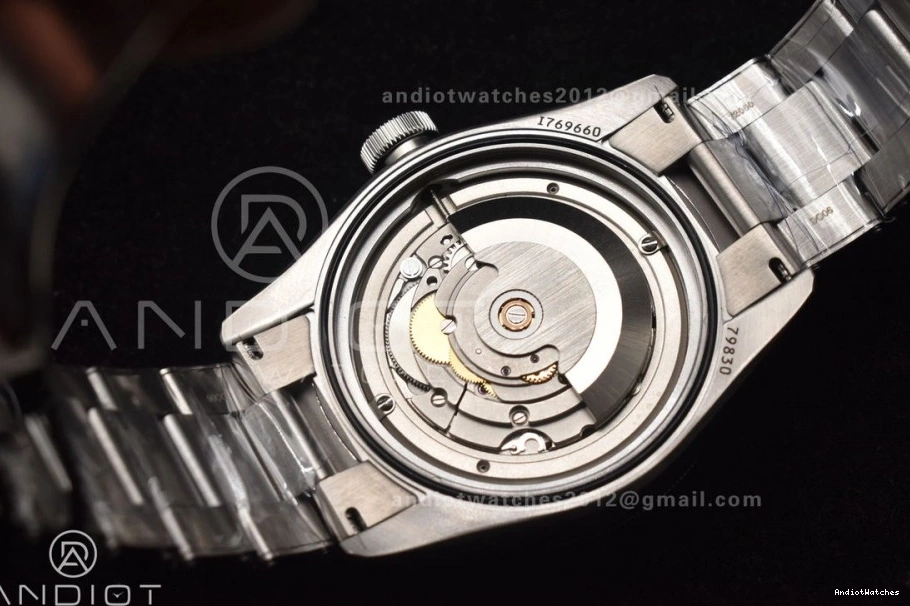 Bay Black 521 White Dial Bracelet on 1:1 ZF SS Red Edition SoftTouch A Pepsi Bezel Best GMT Blue 1006